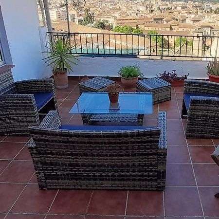 Apartamento Con Vistas En Albaicin II Apartment Granada Luaran gambar